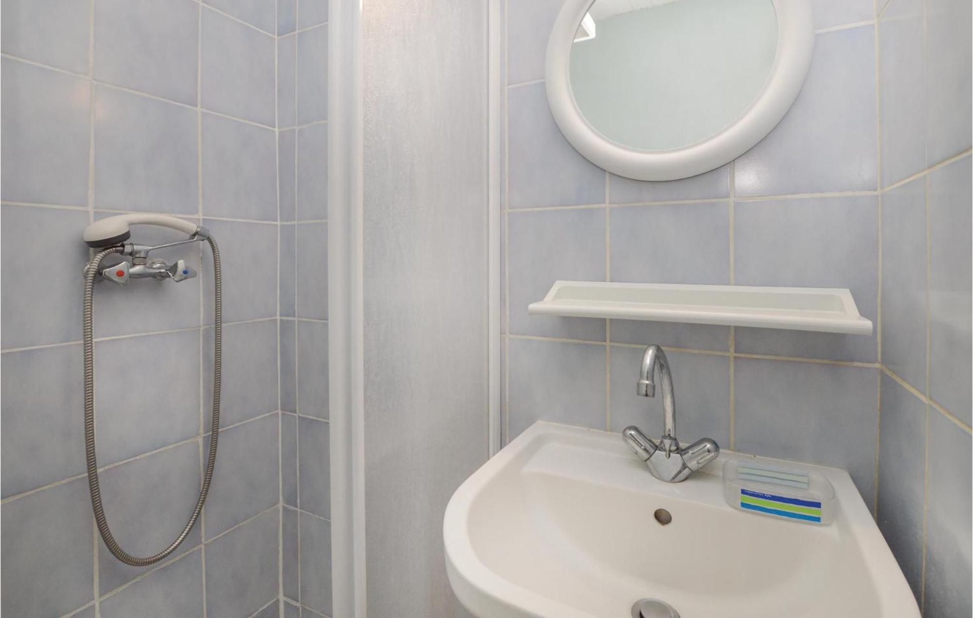 Lovely Apartment In Pietranera With Wifi Luaran gambar