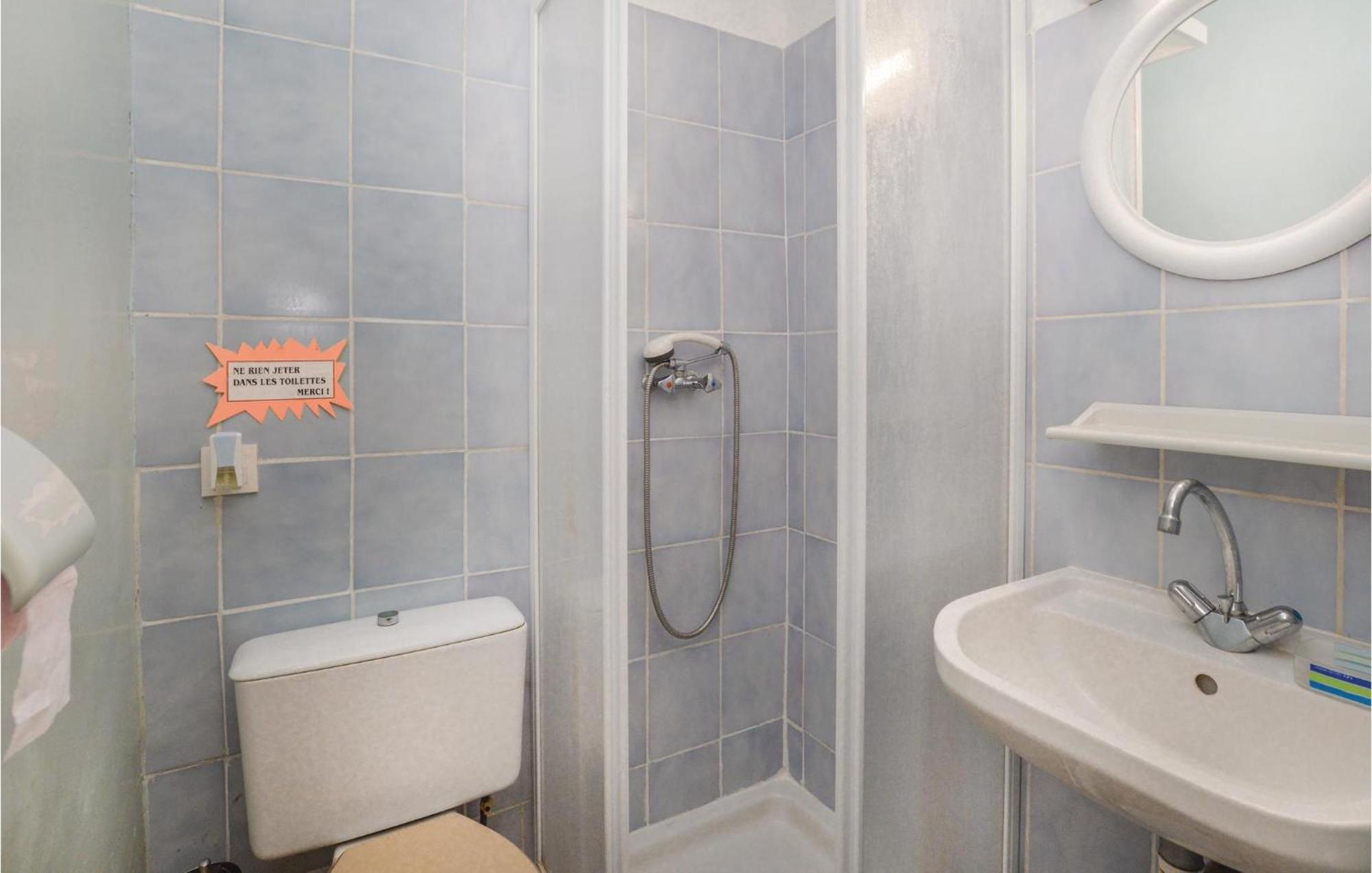Lovely Apartment In Pietranera With Wifi Luaran gambar