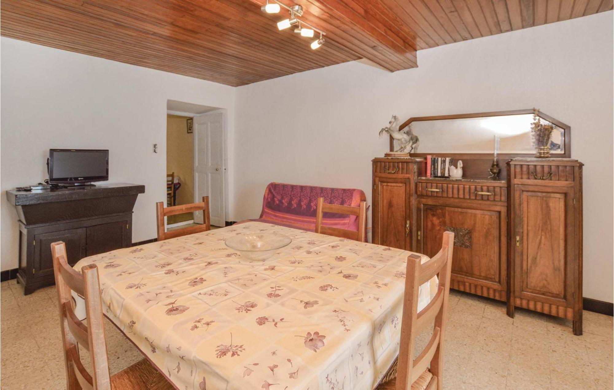 Lovely Apartment In Pietranera With Wifi Luaran gambar